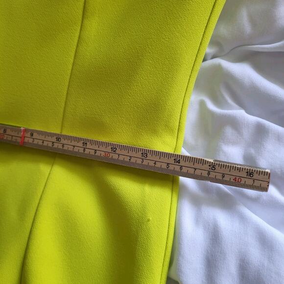 NWT $2230 Safiyaa Abra crêpe and satin gowncape-effect Sz S neon Green Cocktail - Picture 12 of 16